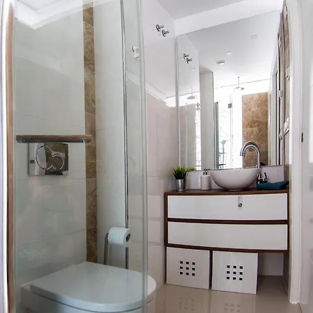 Arenales Apartment *